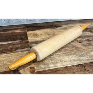 Vintage Maple & Beech Wood Rolling Pin – Farmhouse Kitchen Decor or Baking Tool